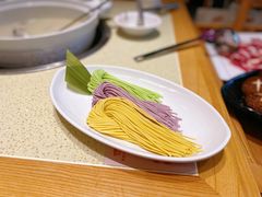 蔬菜面-煲大王猪肚鸡·椰子鸡火锅(红谷滩万达店)