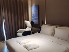 -广州高铁南站亚朵酒店