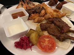 烤肉小拼盘-Efes Turkish & Mediterranean Cuisine 艾菲斯餐厅(陆家嘴店)