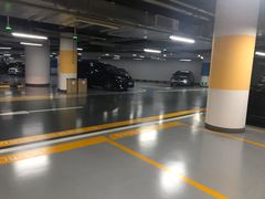 -大连恒隆广场-地下停车场