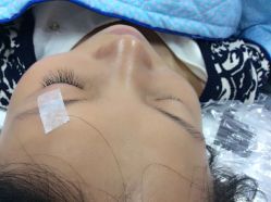 -Yolee雅妮容颜定制美睫·美甲