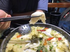 可以喝汤的酸菜鱼-川里谈·川味小馆(北京路店)