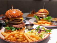 摩天汉堡-阿妮叶李(光谷世界城店)