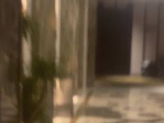 -万泊酒店(长沙五一广场国金中心店)