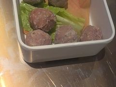 -左庭右院鲜牛肉火锅(金山万达店)