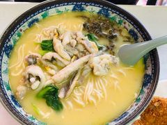 招牌黄鱼面-明呈黄鱼面馆(斜土路店)