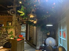-茅炒屋龙虾·烧烤·湘菜(新河路店)