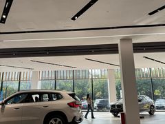 -深圳创丰宝宝马4S店(龙岗中心区店)