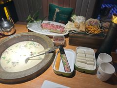 -咕嘟草帽鱼·牛奶一样的鲜鱼汤(包河万达广场创始店)