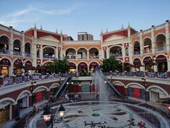 -佛罗伦萨小镇广佛名品奥特莱斯(疏港路店)