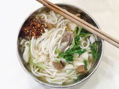 -花溪王记牛肉粉(四季花溪商场店)