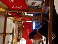 大堂-明洞阿姨·韩式酱蟹烤肉·创意料理(三元桥店)