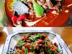 -临江餐馆二楼美食部落
