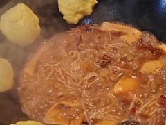 -哈尔滨烧烤·山河村铁锅炖(交大店)