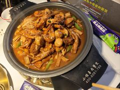 -徐记小怪兽肉蟹煲(中央大街店)