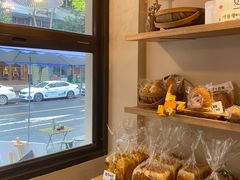 面包甜点陈列柜-RAN BAKERY