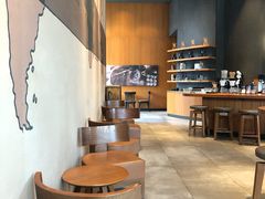 -星巴克(西安曲江银泰店)