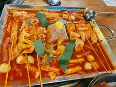 鱼饼火山炒年糕-包装马车·韩国料理·포장마차