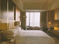 -上海漕河泾万丽酒店