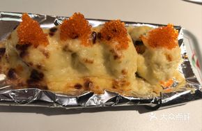 Golden Pillow Durian Cheese Roll