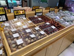 -盒马鲜生(红莲店)
