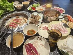 -佰烧海鲜烤肉火锅自助(台东步行街店)