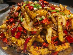 香辣肥肠鸡-嘎嘎鸭脑壳(金沙店)