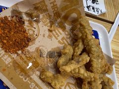 -魔都三兄弟酸辣粉·蘸卤炸串(虹桥万科店)