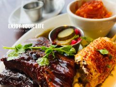 驰名烟熏嫩猪小排-Chili's Cafe&Bar奇利斯(滨江店)