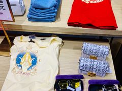 -URBAN REVIVO(济南世茂广场店)