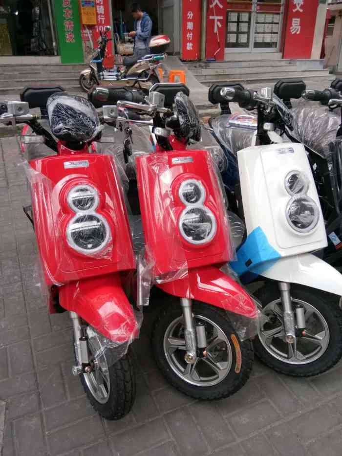 杰宝大王电瓶车电动车专卖店(中山西路店)-"跑了4家店,对比了一下还是