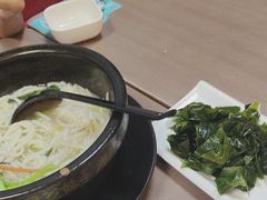 -灵芝妹子米线(瓦房店新玛特店)