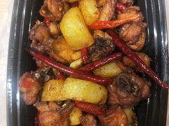 老王头牌黄焖鸡-隔壁老王·家常云南菜(花巷店)