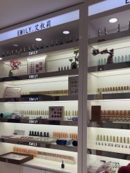 -EMILY艾枚莉美甲美睫·美颜·现磨咖啡