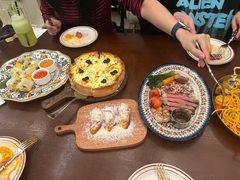 -玲婧胡同·生日蛋糕·餐厅(嘉里城店)