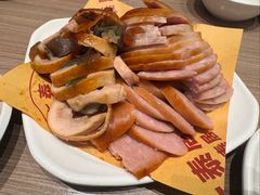 -六泰居·尔滨地标·东北菜(泰山路店)