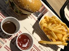 -The Habit Burger Grill 哈比特汉堡(复兴soho店)