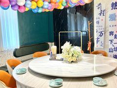 -嗨辣小聚·盘锦河蟹·海鲜烧烤龙虾(盘锦十年好店)