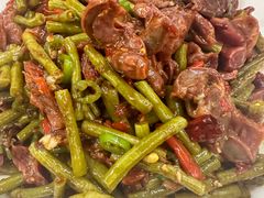 -闯关东东北农家菜(崂山石老人店)