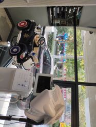-PE SALON