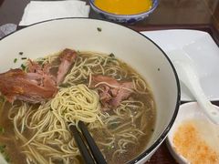 -百年老字号·观振兴蟹黄面·三虾面·苏式面(观前街富仁坊巷店)