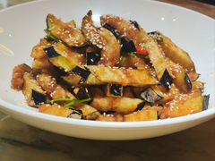 芝麻酥茄子-范家小馆·烤鸭新京菜(金融街店)