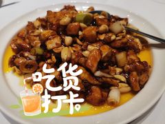 宫保鸡丁-眉州东坡(上海中心店)