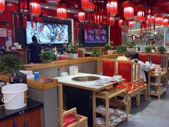 -鲁员外地锅鸡地锅鱼(龙湖江东天街店)