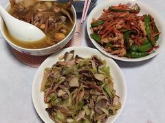 -乐禧母婴全自营月嫂(宝山店)