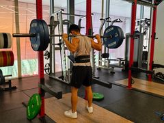 -懒人Club运动健身·运动康复·私教(卓越时代广场店)