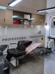 -诗悦发型烫染SALON
