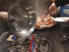-领鲜活海鲜榴莲自助火锅(东门店)