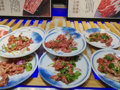 -锤头鲨毛肚海鲜烤肉自助餐厅(国购广场店)