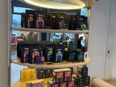 -LAVAZZA拉瓦萨咖啡(中航城君尚购物中心店)